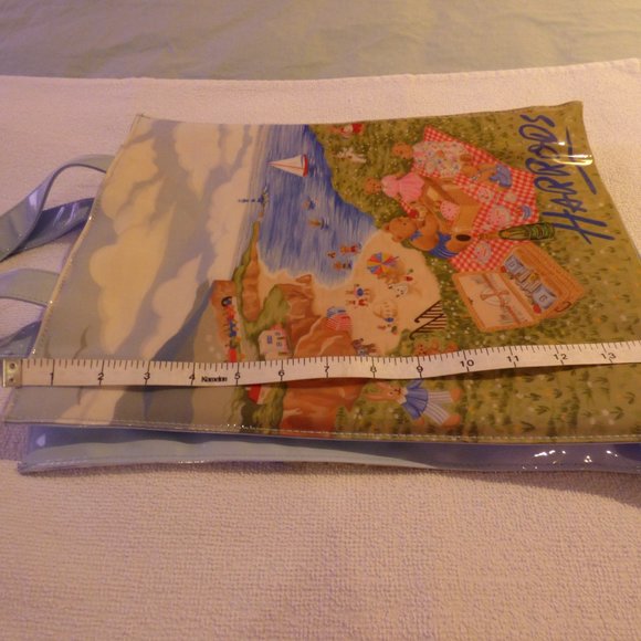 Harrods Seaside Picnic Vinyl Tote - Picture 2 of 8